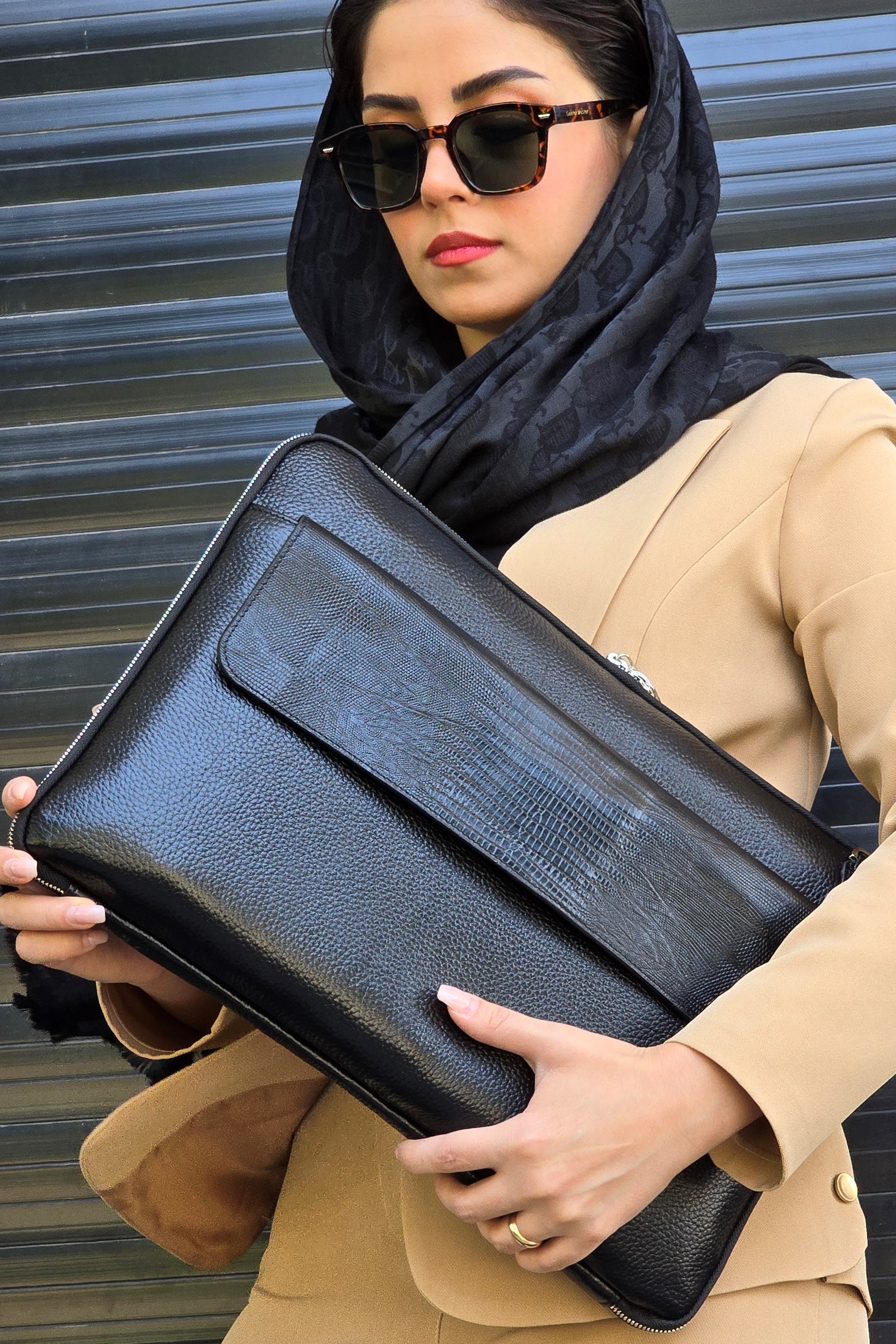 فولدر چرم طبیعی