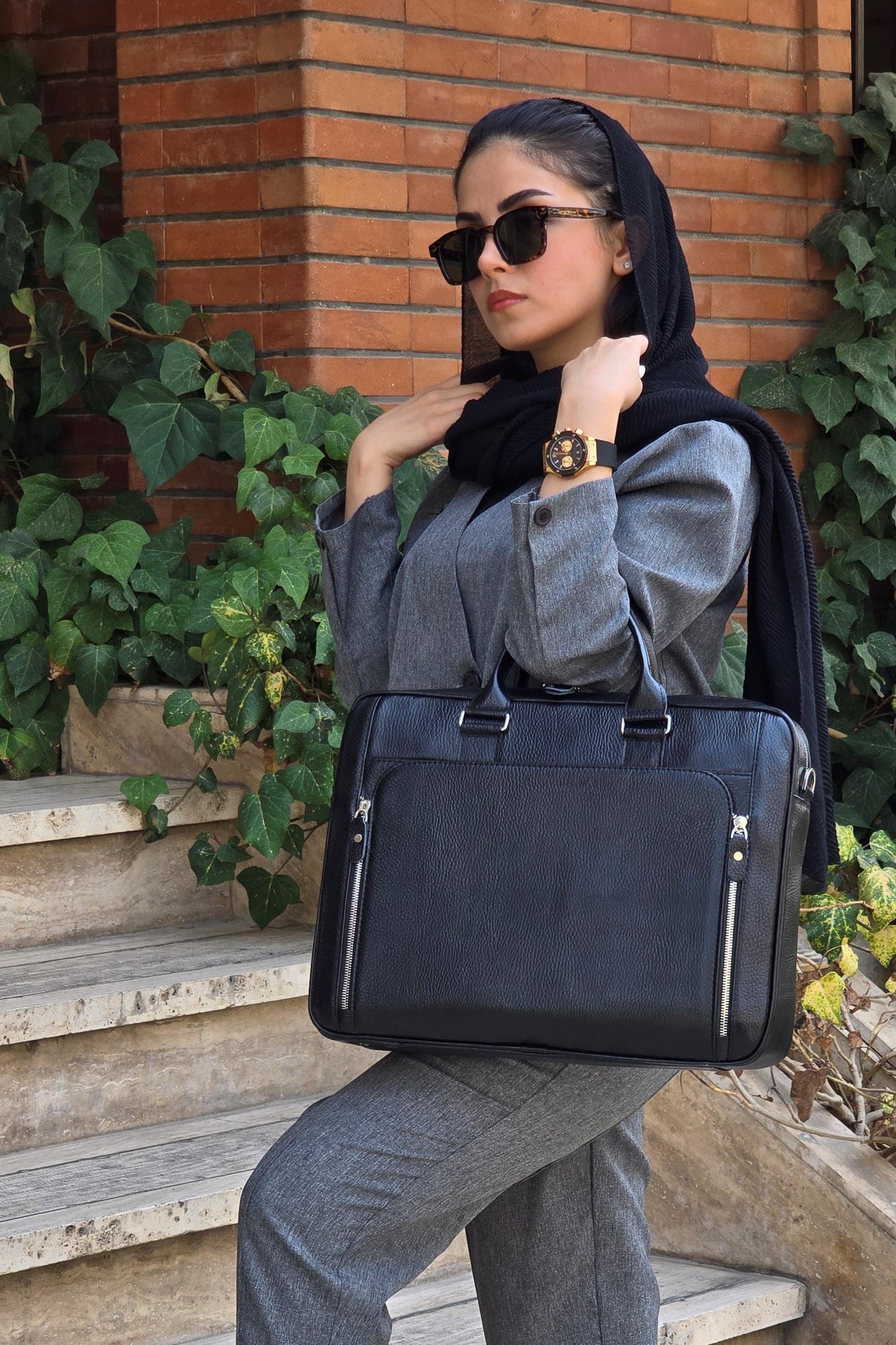 خرید کیف اداری چرم زنانه با قیمت مناسب