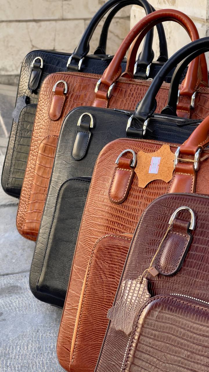 کیف های اداری در طرح های مختلف