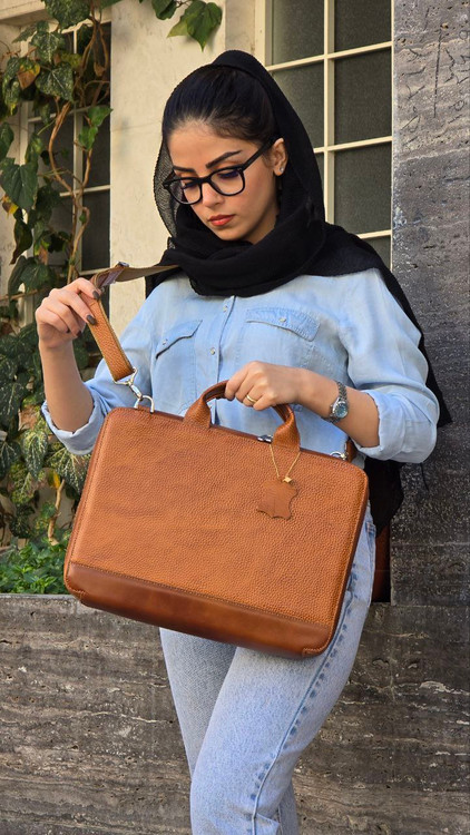 کیف چرم زنانه عسلی