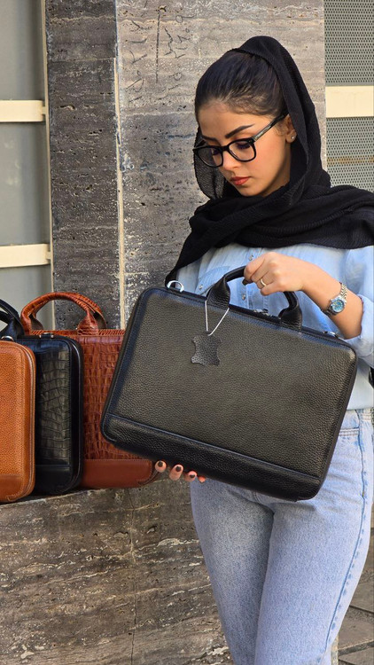 کیف چرم زنانه مشکی