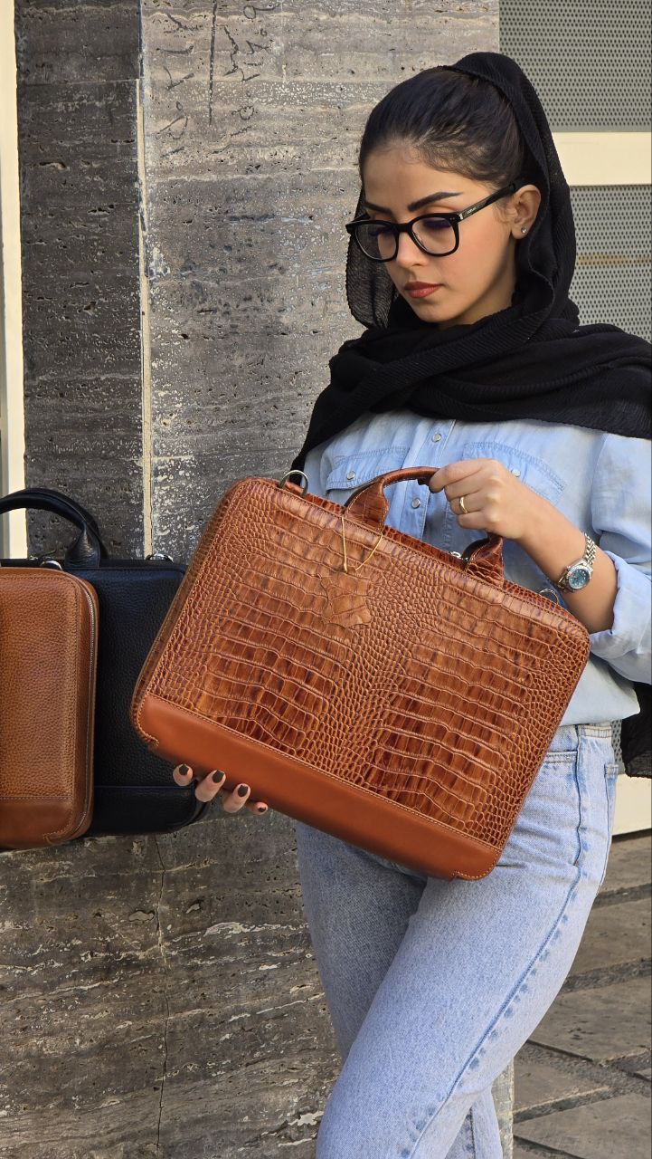 کیف چرم زنانه عسلی